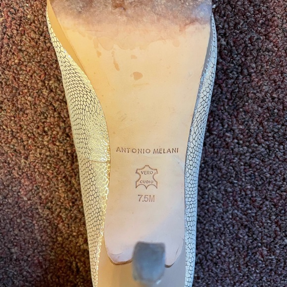 Gold Antonio melani heels sz 7.5 - Picture 5 of 9